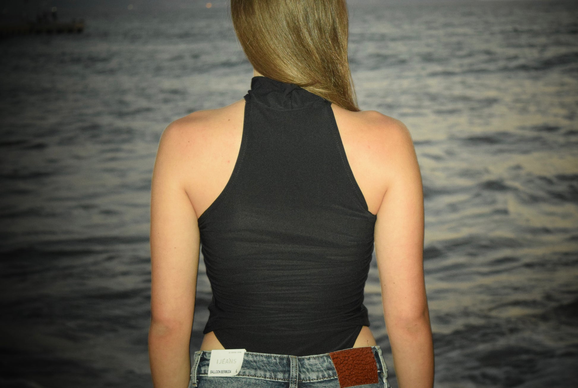 Black Neck-lace Top